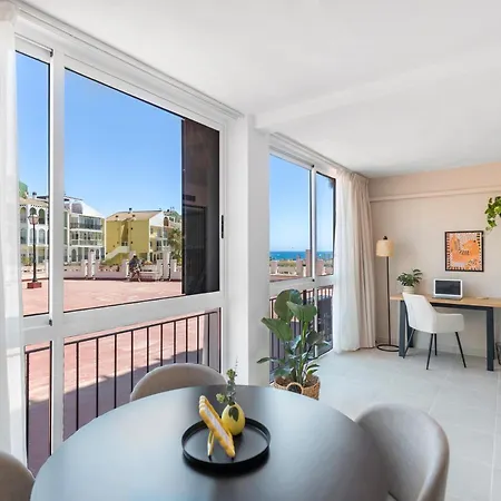 1bdr 150m From Sea With Workspace Daire *