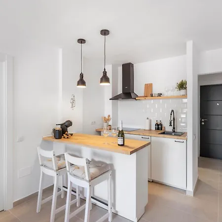 1bdr 150m From Sea With Workspace Daire Torrevieja