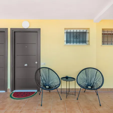 Daire 1bdr 150m From Sea With Workspace