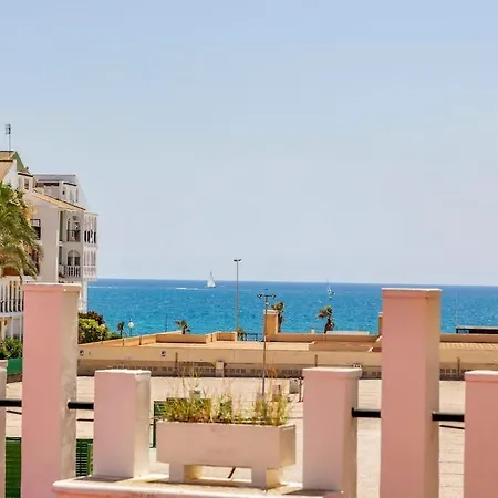 1bdr 150m From Sea With Workspace Appartement Torrevieja