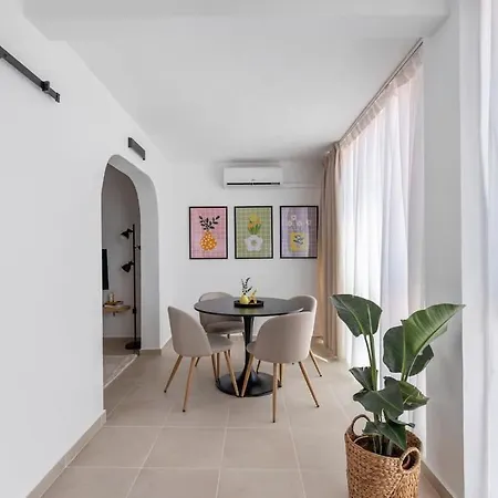 Appartement 1bdr 150m From Sea With Workspace Torrevieja