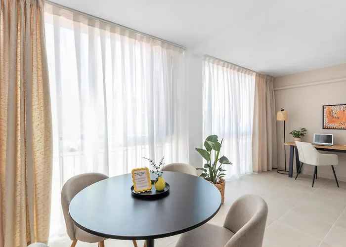 Apartment 1bdr 150m From Sea With Workspace