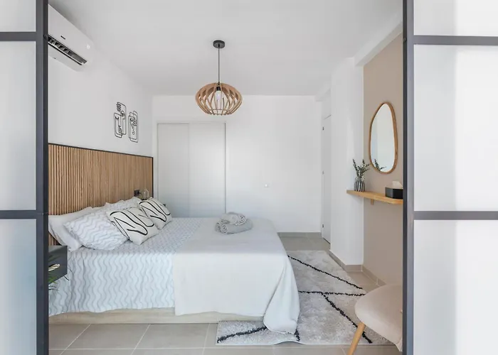 Apartment 1bdr 150m From Sea With Workspace