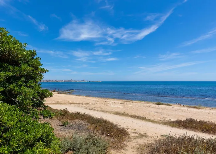 Apartment 1bdr 150m From Sea With Workspace