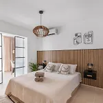 1bdr 150m From Sea With Workspace